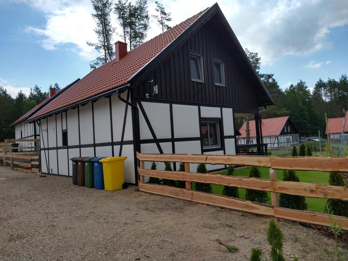 Villa Kaszëbsko Nórcëk 2 Zalakowo Exterior foto